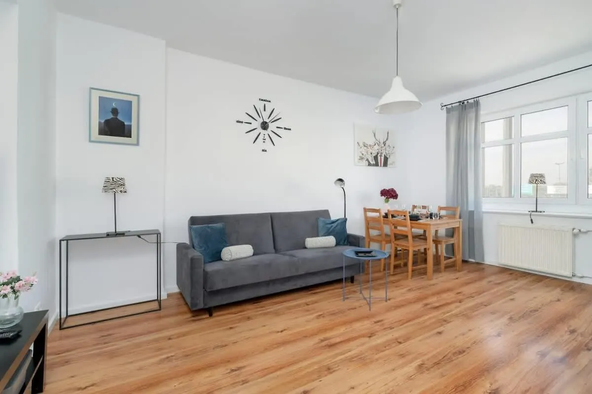 Konarskiego Apartament Blisko Jeziora Maltanskiego By Noclegi Renters Poznan