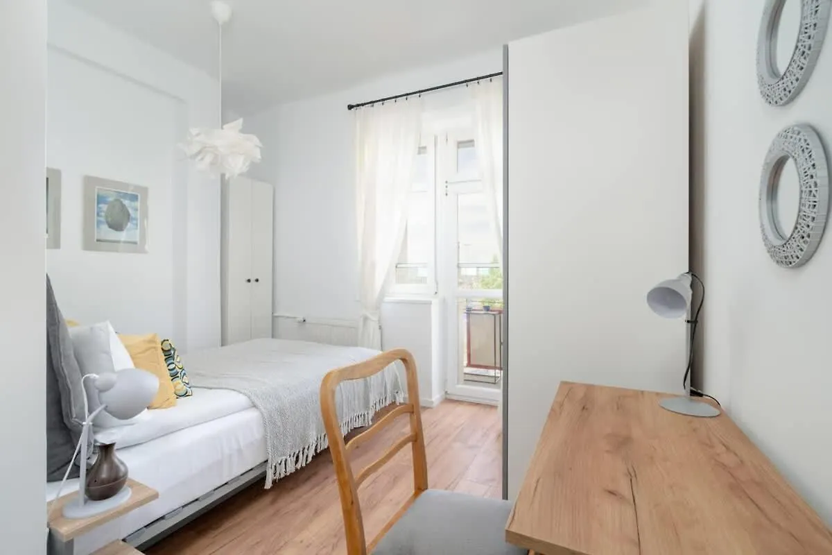 Konarskiego Apartament Blisko Jeziora Maltanskiego By Noclegi Renters Poznan