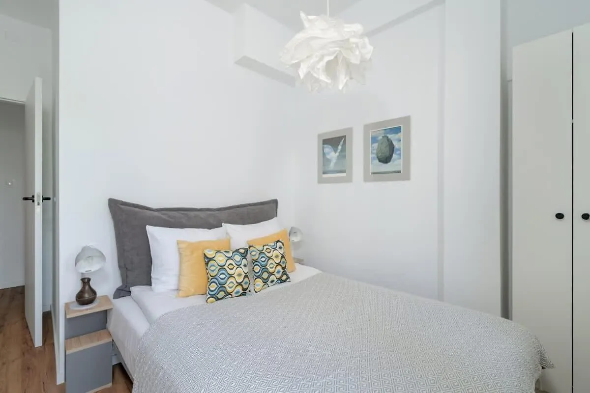 Konarskiego Apartament Blisko Jeziora Maltanskiego By Noclegi Renters Poznan